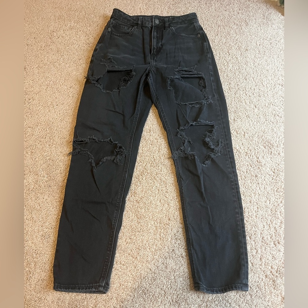 AE black ripped jeans